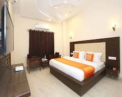 Khách sạn OYO 10330 Hotel Golden Brooks (Chandigarh, Ấn Độ)