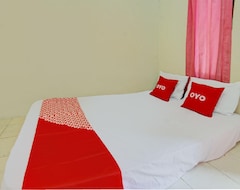 Hotel Oyo Life 93058 Kos Subur (West Lombok, Indonesia)