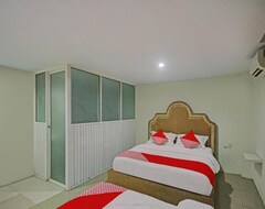 Hotel Z Suites (Medan, Indonesia)