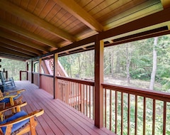 Hotel New! ‘star Lite’ Cabin: Hot Tub, Deck & Pool Table (Sevierville, USA)