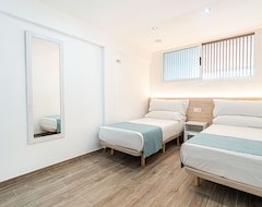 New Kensington Apartments - Econotels (Magaluf, İspanya)