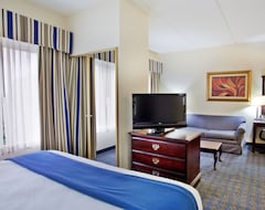 Hotel Holiday Inn Express & Suites Lawrenceville (Lawrenceville, USA)