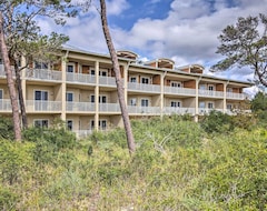 Koko talo/asunto Expansive 30a Retreat With Resort Amenities! (Santa Rosa Beach, Amerikan Yhdysvallat)