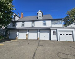 Hele huset/lejligheden Modern Carriage House (Warren, USA)