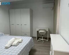 Entire House / Apartment Gran Apartamento Diseno (Alicante, Spain)