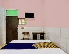 Hotelli SPOT ON 92445 Mutiara Indah Hotel (Boyolali, Indonesia)