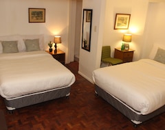 Bed & Breakfast White  - Burgos By Hometownph (Bacolod, Philippines)
