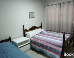 Casa/apartamento entero Hospedagem Sol Nascente - Pe Na Areia (Balneário Arroio do Silva, Brasil)