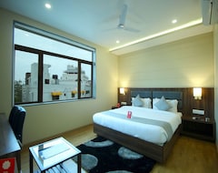 OYO 9120 Hotel Limra (Vadodara, Indien)