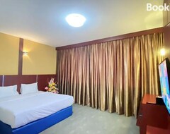 Khách sạn Dmerlion Hotel (Sekupang, Indonesia)