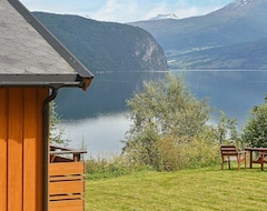 Cijela kuća/apartman 4 Star Holiday Home In Utvik (Sandane, Norveška)
