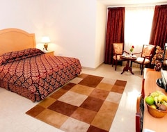 Hotelli Safeer Suites (Masqat, Oman)