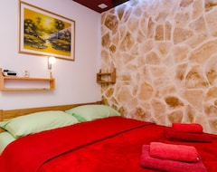 Hotelli Eddie's Sea View Rooms Old Town (Dubrovnik, Kroatia)