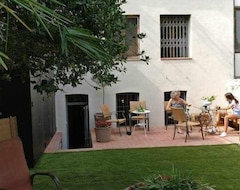 Tüm Ev/Apart Daire Apartamento Con Encanto. En El Centro, Con Piscina Interior Compartida (Olot, İspanya)