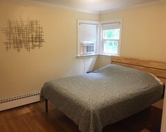 Toàn bộ căn nhà/căn hộ 3 Bedroom 2 Bath Home Located In South County Rhode Island (North Kingstown, Hoa Kỳ)