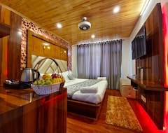 Hotel Seven Hills Resort Srinagar By Him Haults Hospitality (Srinagar, Indija)