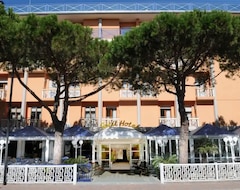 Hotel Petit (Caorle, Italien)