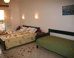 Hotelli Villa Harmony (Agia Anna, Kreikka)