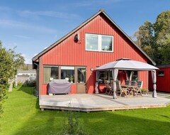 Toàn bộ căn nhà/căn hộ Look Forward To This Child-friendly Vacation Home In Brastad. (Brastad, Thụy Điển)