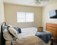 Tüm Ev/Apart Daire Beautiful 2 Bedroom Unit Across From Uf Stadium (Gainesville, ABD)