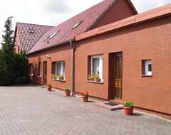 Toàn bộ căn nhà/căn hộ Bungalow - Bungalow Und 2 Ferienwohnungen Bei Stralsund (Zarrendorf, Đức)