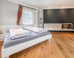 Toàn bộ căn nhà/căn hộ Apartment Alpen Living - 1 Stock Groß With Mountain View, Shared Sauna & Wi-fi (Prettau, Ý)