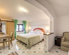 Hotel La Badia (Sorrento, Italy)
