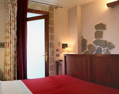 Hotel Masseria L'uliveto (Ótranto, Italy)