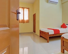 Khách sạn Oyo Flagship 82537 Sona Rooms (Tiruchirappalli, Ấn Độ)
