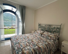 Toàn bộ căn nhà/căn hộ My Home In Monte Isola-appartamento Fronte Lago Peschiera Maraglio (Monte Isola, Ý)