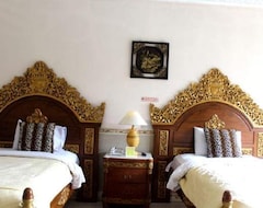 Seruni Hotel Egypt (Puncak, Indonesia)