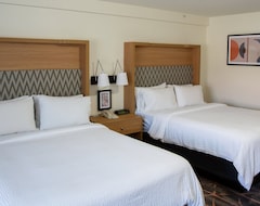 Holiday Inn Redding, an IHG Hotel (Redding, USA)