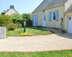 Hele huset/lejligheden House Close To Beaches, Shopping And The Gulf (Locmariaquer, Frankrig)