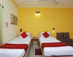 Khách sạn Hotel Homely Raj Near Kalighat Kali Temple (Kolkata, Ấn Độ)
