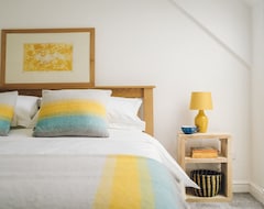 Hele huset/lejligheden Bodfan Bach - An On The Beach That Sleeps 6 Guests In 3 Bedrooms (Caernarfon Bay, Storbritannien)