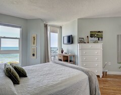 Cijela kuća/apartman Ocean Views From Your Top Floor Private Balcony (Sneads Ferry, Sjedinjene Američke Države)