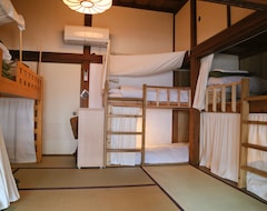 Majatalo Guest House Kamejikan (Kamakura, Japani)