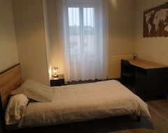 Hele huset/lejligheden Gite Cirfontaines-en-ornois, 5 Bedrooms, 12 Persons (Cirfontaines-en-Ornois, Frankrig)