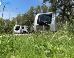 Camping Bademli Caravan Garden (Dikili, Turquía)
