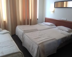 Hotel Universal (Oporto, Portugal)