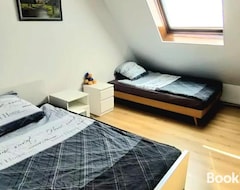 Cijela kuća/apartman Moderne Wohnung In Ruhiger Lage (Krefeld, Njemačka)