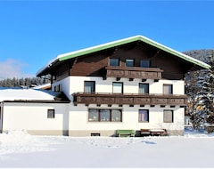 Khách sạn Alpenzeit (Flachau, Áo)