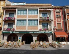 Hotel la Muñequilla (Miraflores de la Sierra, Spain)