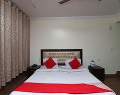 Khách sạn OYO 29660 Hotel Vardhman Classic (Jammu, Ấn Độ)