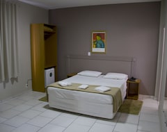 Khách sạn Presidente Hotel (Passos, Brazil)