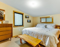Casa/apartamento entero Cozy, Waterfront River Cabin With Mountain Views & Private Hot Tub (Estes Park, EE. UU.)