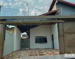 Entire House / Apartment Casa Completa Com 4 Quartos (Campo Grande, Brazil)
