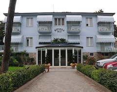 Khách sạn Hotel Riviera Blu (Tirrenia, Ý)