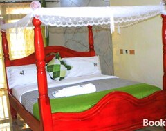 Hotel Loginecoresort (Mubende, Uganda)