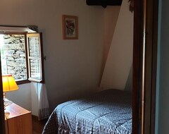 Cijela kuća/apartman Self Catering La Cigale Et La Fourmi For 4 People (Cassagnas, Francuska)